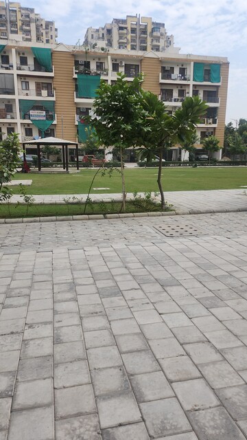  Plot For Sale in Amolik Aster Woods, Sector 98