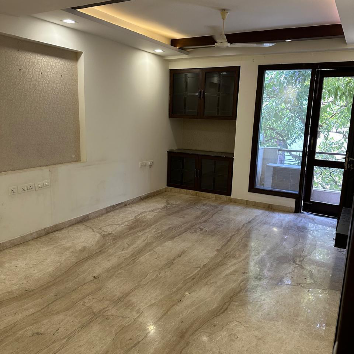 3 BHK + Servant Room Independent House For Sale in Gulmohar Park