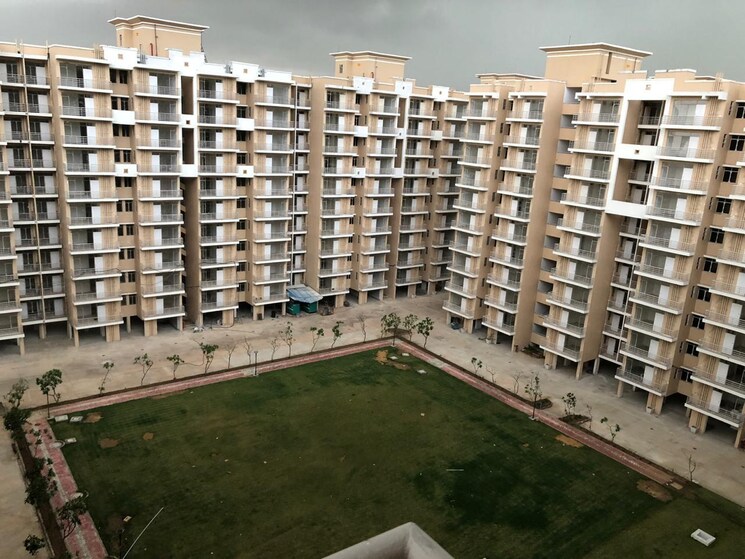 Exterior View, breez-global-heights 2 Bedroom 710 Sq.Ft. Apartment In Sohna Sector 33 Gurgaon 7803606