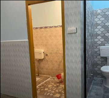 2 BHK Independent House For Rent in Kamta