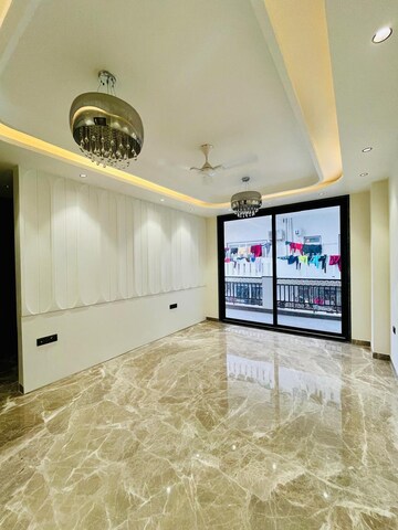 Bedroom in 4 BHK Builder Floor at Unitech Exquisite, Nirvana Country 2 – for Sale