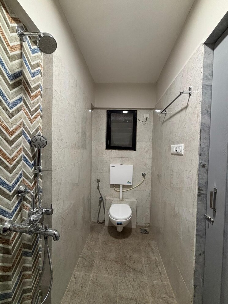 Bathroom, sneha-sadan-apartment 1 Bedroom 600 Sq.Ft. Apartment In Colaba Mumbai 7803723