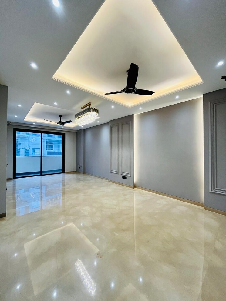 Room, uppal-southend 2.5 Bedroom 251 Sq.Yd. Builder Floor In Sector 49 Gurgaon 7803790