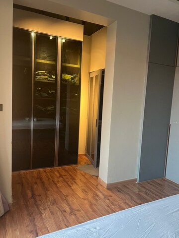 Room in 2 BHK Apartment at Chandivali – for Sale