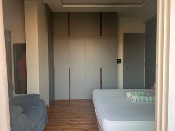 Room in 2 BHK Apartment at Chandivali – for Sale