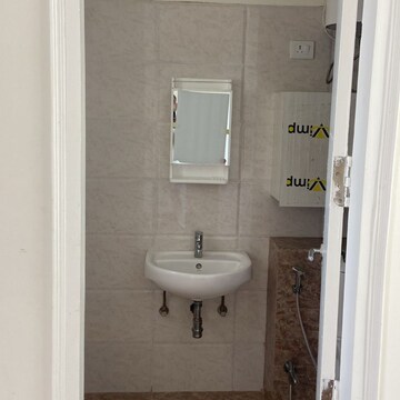Bathroom in 3 BHK Apartment at DLF The Skycourt, Nawada Fatehpur – for Sale