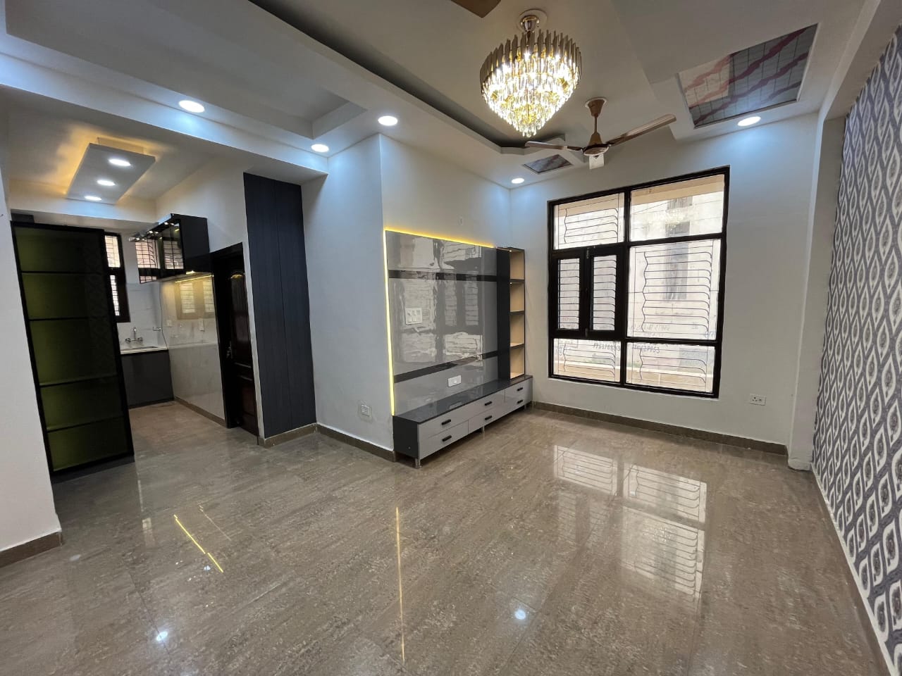 3.5 BHK + Servant Room Apartment For Sale in ATS Advantage