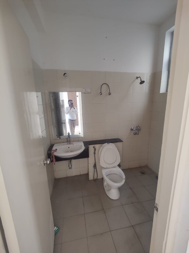 Bathroom, vatika-inxt-emilia-floors 2 Bedroom 930 Sq.Ft. Builder Floor In Sector 82 Gurgaon 7804227