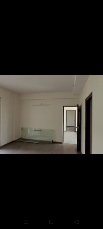 Room in 2 BHK Apartment at BPTP Discovery Park, Sector 80 – for Sale