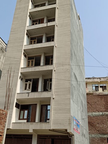 2 BHK Builder Floor For Rent in SRS Apartments Sector 73 Noida  7804387