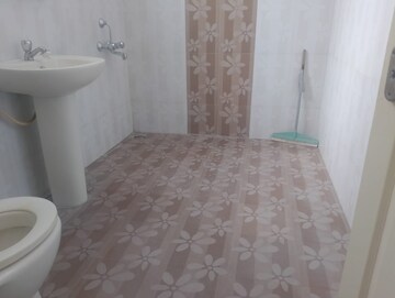 Bathroom in 1 BHK Apartment at New Thippasandra – for Rent