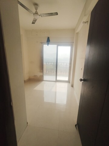 Bathroom in 3 BHK Apartment at Signature Global Orchard Avenue, Sector 93 – for Sale