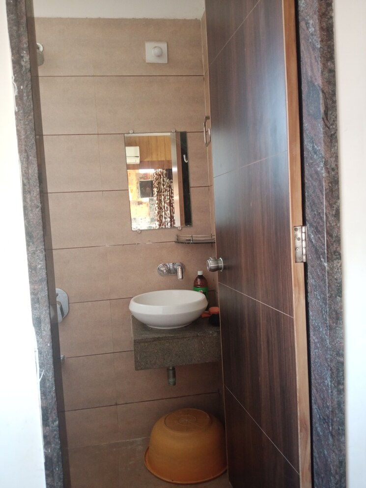 Bathroom, ghuma 2 Bedroom 145 Sq.Yd. Apartment In Ghuma Ahmedabad 7804452