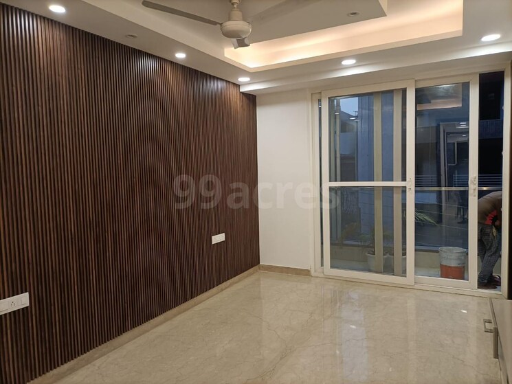 Room, qutub-plaza 3 Bedroom 200 Sq.Ft. Builder Floor In Sector 26 Gurgaon 7804509