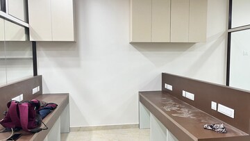  Office Space For Rent in Mani Casadona, New Town