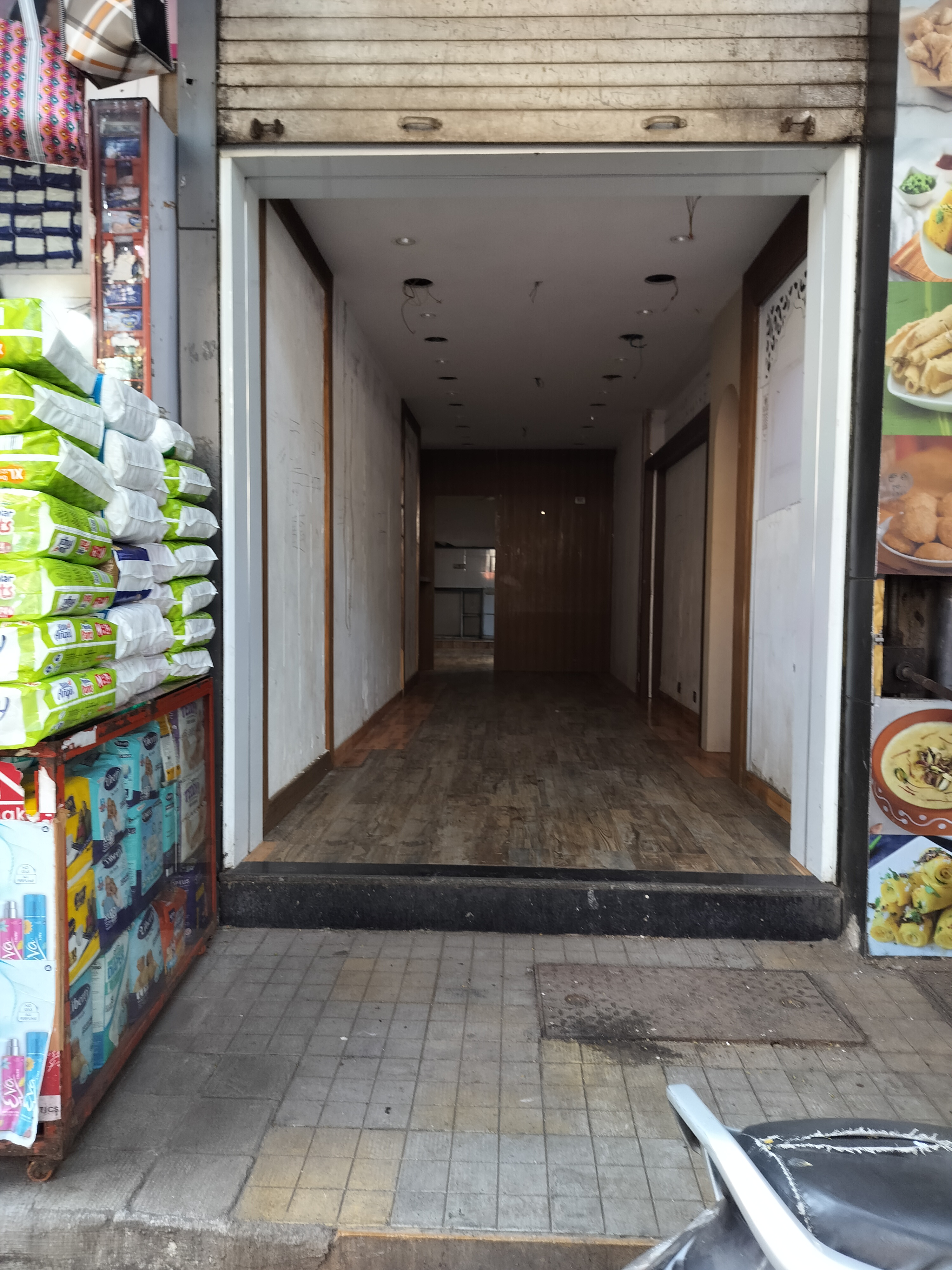 Commercial Shop 600 Sq.Ft. For Rent in Lower Parel Mumbai  7804696