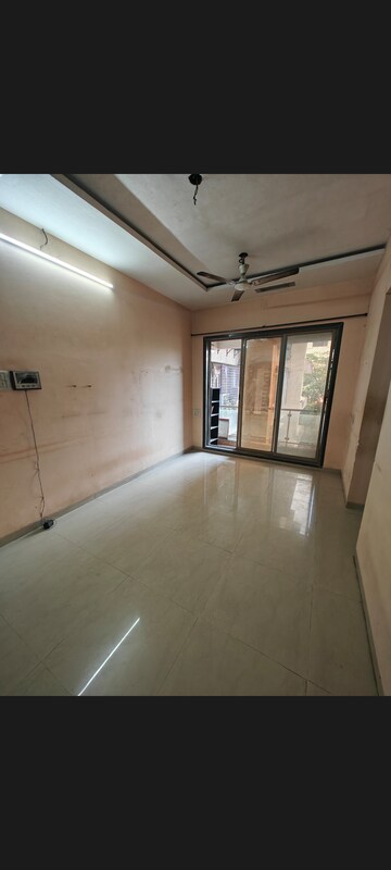 Room in 1 BHK Apartment at Sahakar Heights, Mira Road – for Sale
