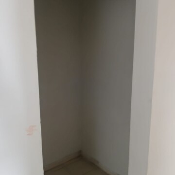 Room in 3 BHK Apartment at DLF New Town Heights II, Sector 90 – for Sale