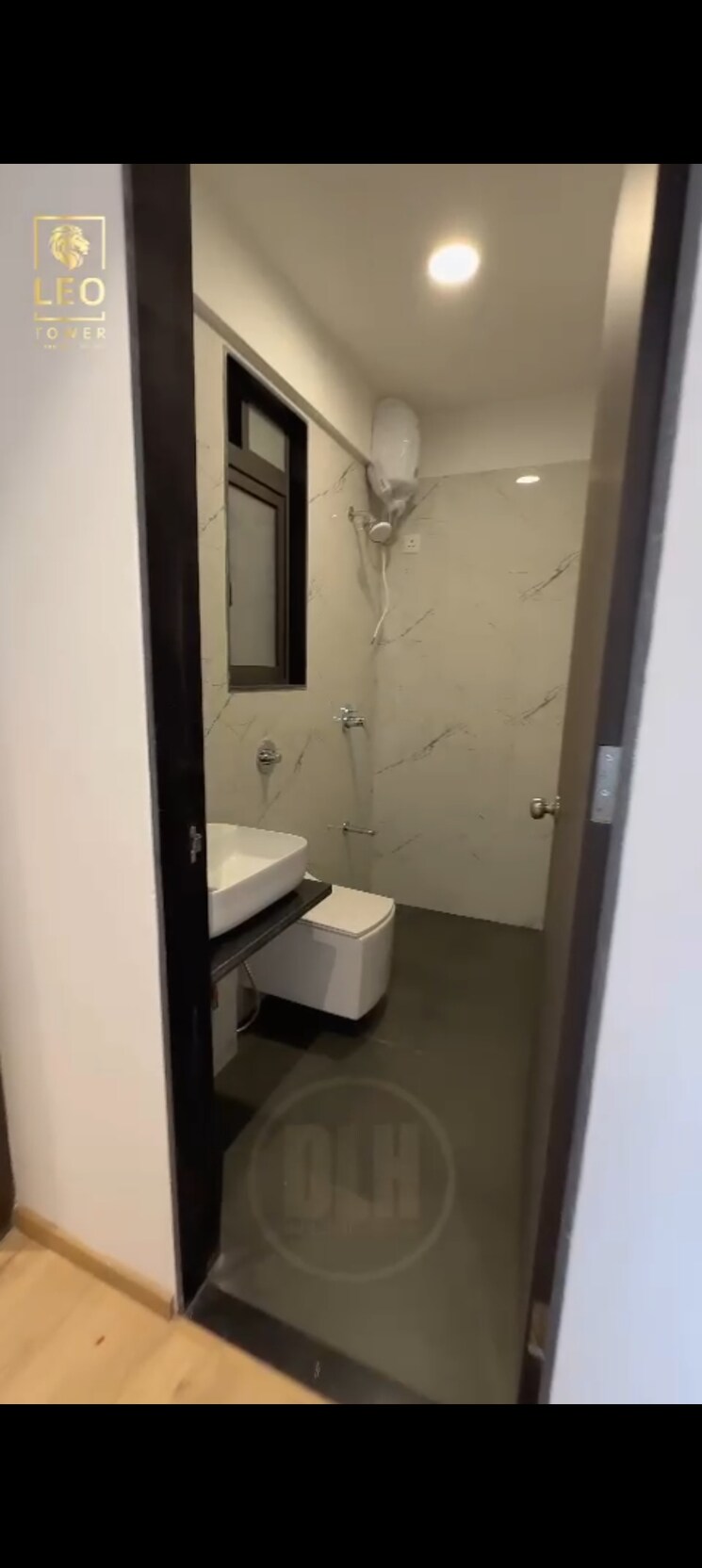 Bathroom, dev-leo-tower 2 Bedroom 670 Sq.Ft. Apartment In Oshiwara Mumbai 7804806