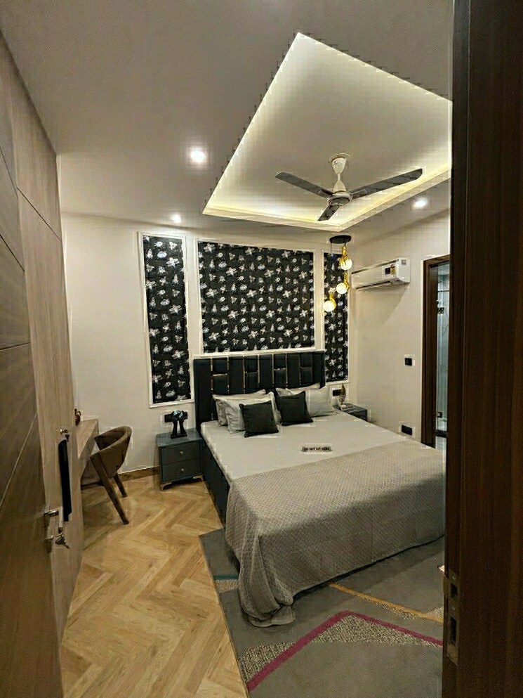 Master Bedroom, signature-global-daxin-vistas 3.5 Bedroom 1550 Sq.Ft. Apartment In Bhondsi Gurgaon 7805182
