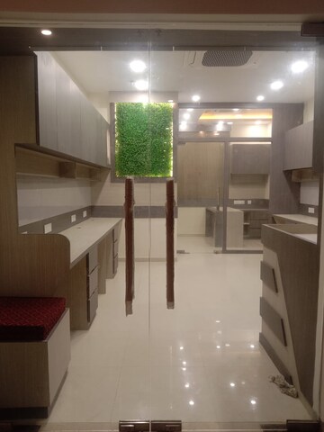  Office Space For Rent in Mani Casadona, New Town
