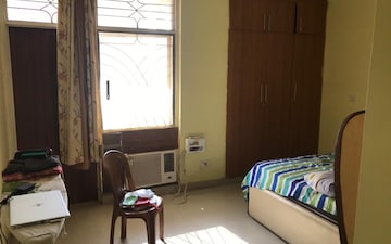 1 RK Apartment For Sale in Emaar Emerald Floors Premier, Sector 65