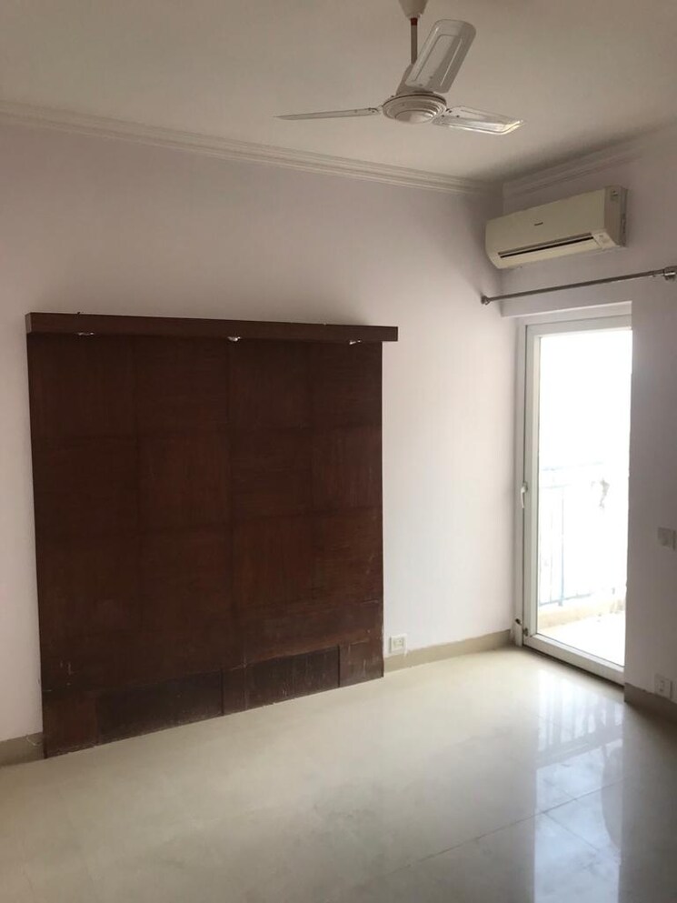 Room, spaze-privy 3.5 Bedroom 2085 Sq.Ft. Apartment In Sector 72 Gurgaon 7805516