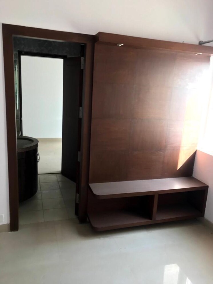 Living Room, spaze-privy 3.5 Bedroom 2085 Sq.Ft. Apartment In Sector 72 Gurgaon 7805516