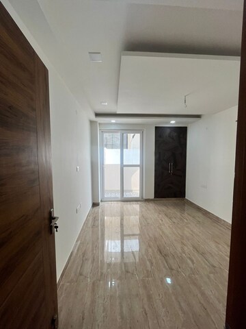 Kitchen in 3 BHK Builder Floor at Puri Kohinoor, Sector 89 – for Sale