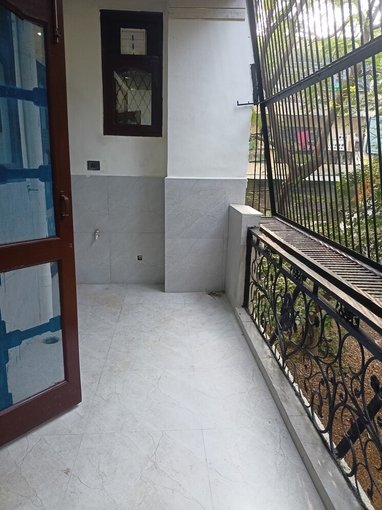Balcony, vaishali sector 4 3 Bedroom 1350 Sq.Ft. Builder Floor In Vaishali Sector 4 Ghaziabad 7805572