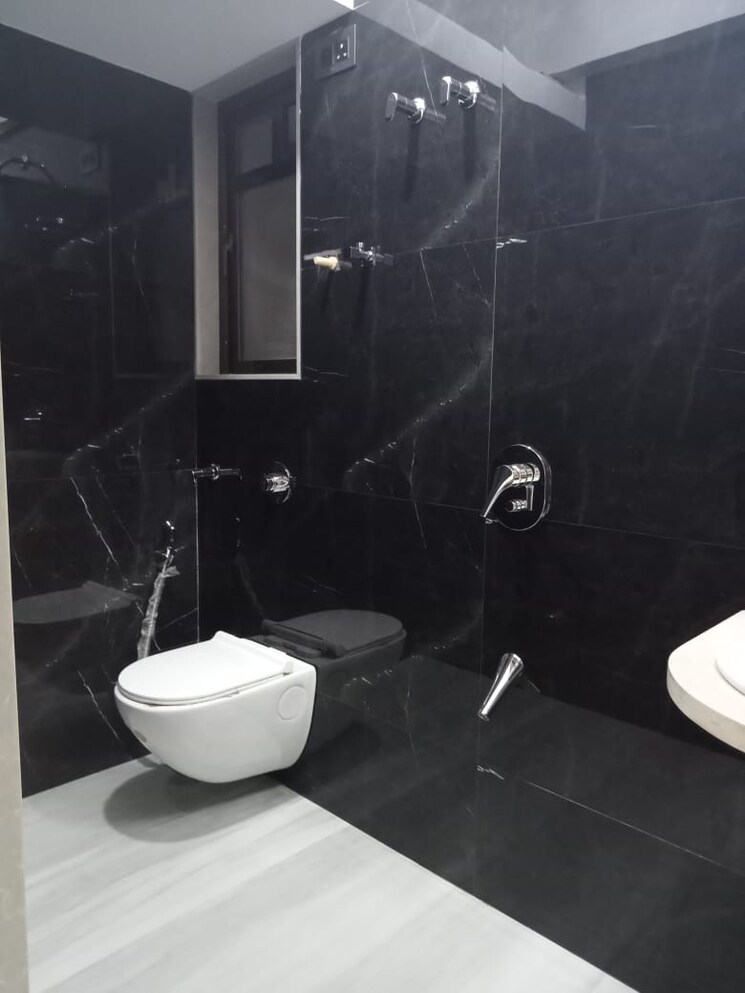 Bathroom, raj-heritage-1 2 Bedroom 631 Sq.Ft. Apartment In Mira Road Thane 7805361