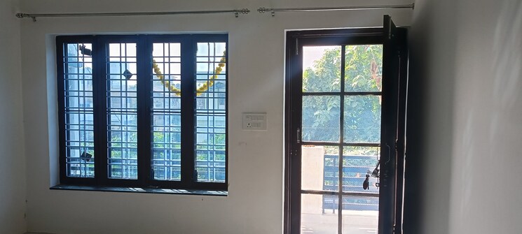 Room, jakhan 4 Bedroom 200 Sq.Yd. Independent House In Jakhan Dehradun 7805765