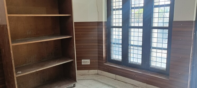 Room, jakhan 4 Bedroom 200 Sq.Yd. Independent House In Jakhan Dehradun 7805765