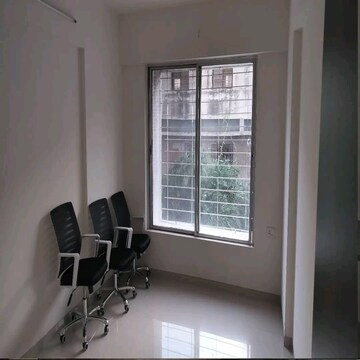 Room in 3 BHK Apartment at MumbaI-Nashik Highway – for Sale