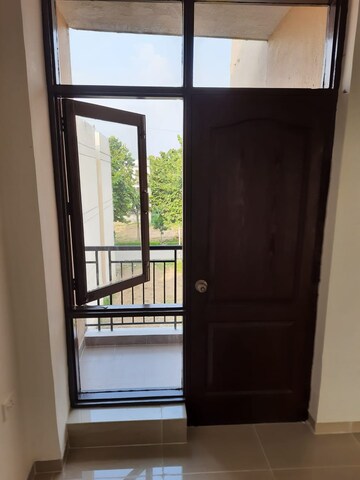 Staircase in 3 BHK Builder Floor at Omaxe Silver Birch, North Mullanpur – for Sale