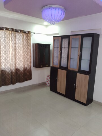 Bedroom in 2.5 BHK Apartment at Mhada Colony – for Rent