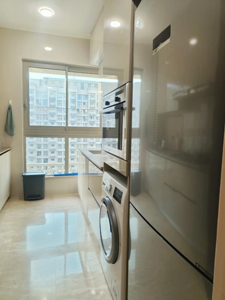 Kitchen, hiranandani-regent-hill 1 Bedroom 379 Sq.Ft. Apartment In Powai Mumbai 7806387