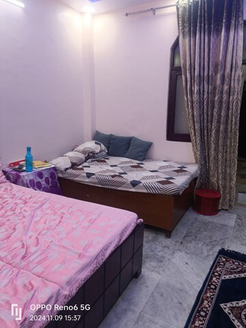 Bedroom in 3 BHK Builder Floor at Shastri Nagar – for Sale