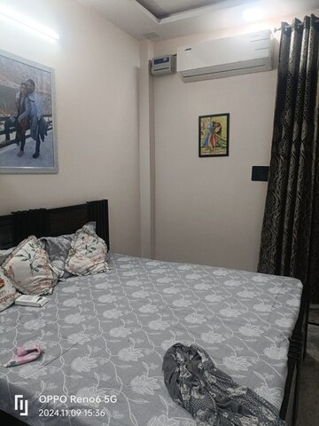 Bedroom in 3 BHK Builder Floor at Shastri Nagar – for Sale