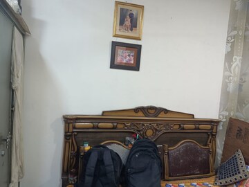 Furnished Amenities in 2 BHK Builder Floor at Shastri Nagar – for Sale