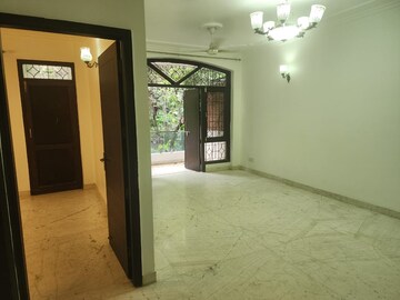 Room in 3 BHK Builder Floor at Ansal Sushant Lok I, Sector 43 – for Sale
