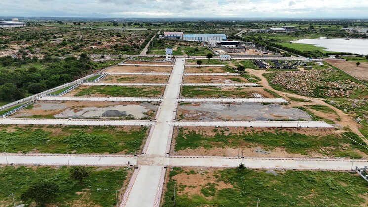 Garden, akshita-e-city-enclave  200 Sq.Yd. Plot In Maheshwaram Hyderabad 7807084