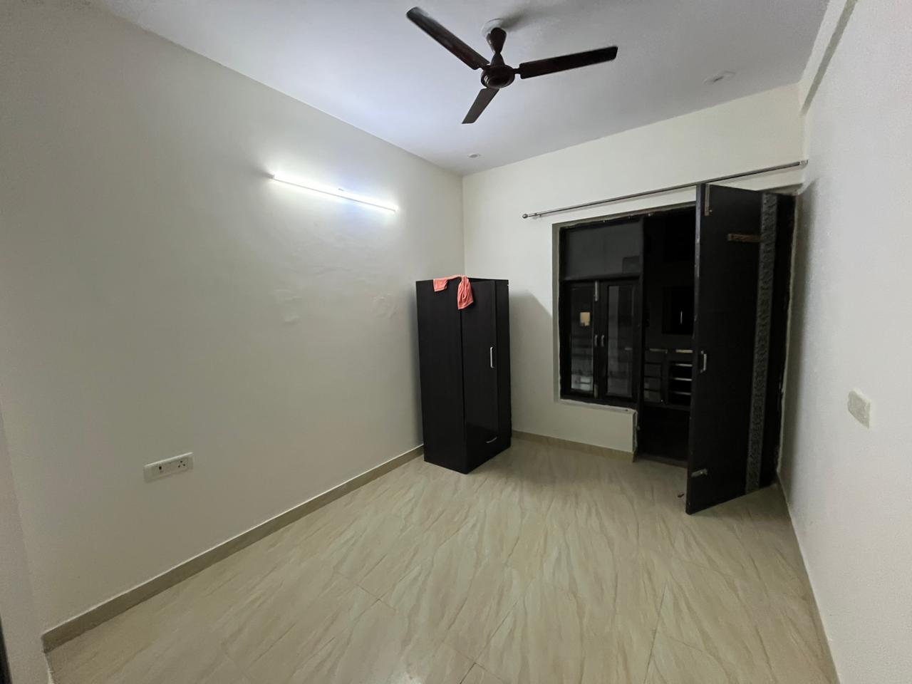 3.5 BHK Apartment For Sale in Ardee City