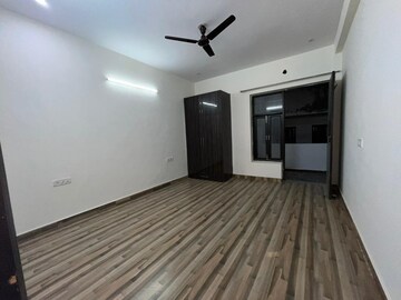Room in 3.5 BHK Apartment at Ardee City, Sector 52 – for Sale