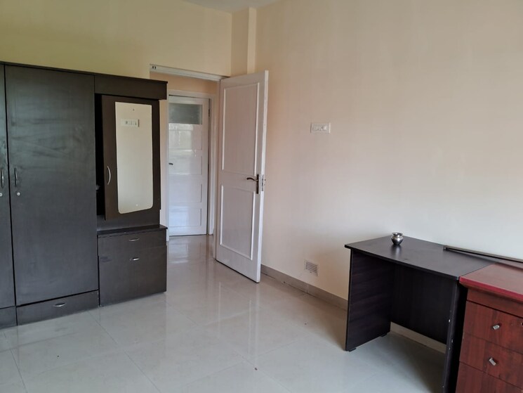 Room, kolte-patil-green-acre 3 Bedroom 1555 Sq.Ft. Apartment In Salunkhe Vihar Society Pune 7807094