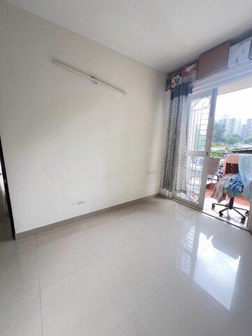 Room in 3 BHK Apartment at Nancy Towers, Wanowrie – for Sale