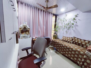 Study Room in 2.5 BHK Apartment at Nerul – for Sale
