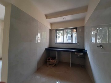 Room in 2 BHK Apartment at Vakola – for Sale