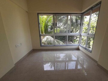 Bedroom in 2 BHK Apartment at Vakola – for Sale
