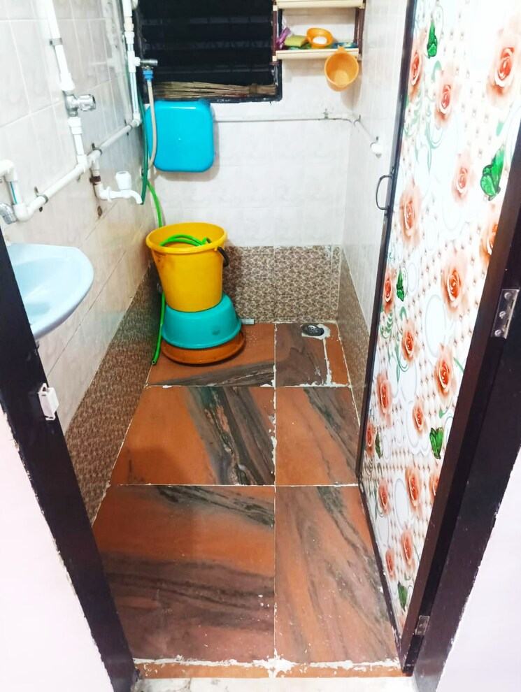 Bathroom, juinagar 1 Bedroom 500 Sq.Ft. Apartment In Juinagar Navi Mumbai 7807361